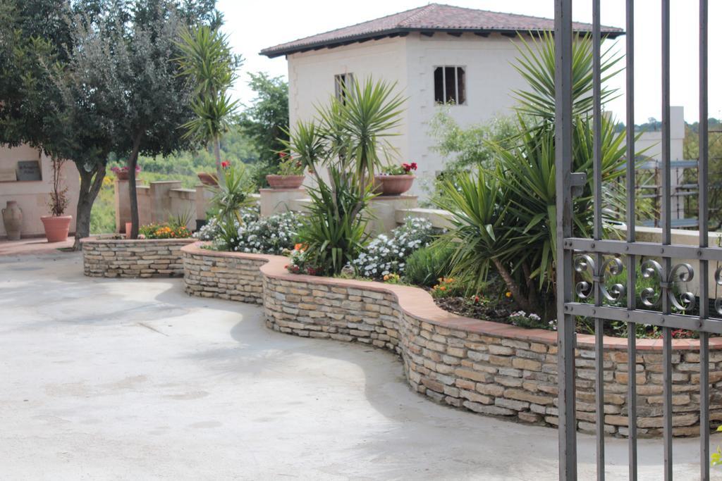 Agriturismo Al Passaggio Di Pirro Villa Miglionico Dış mekan fotoğraf