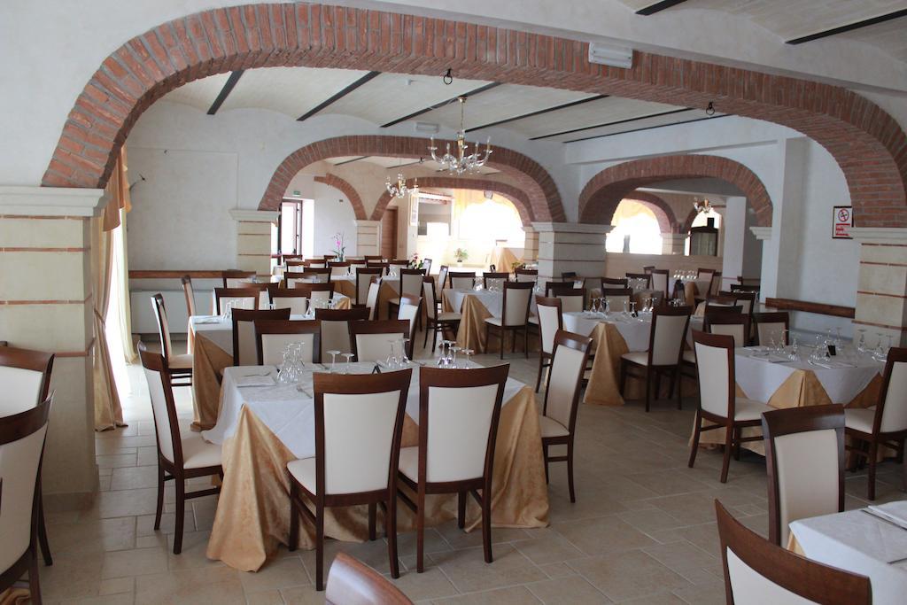 Agriturismo Al Passaggio Di Pirro Villa Miglionico Dış mekan fotoğraf